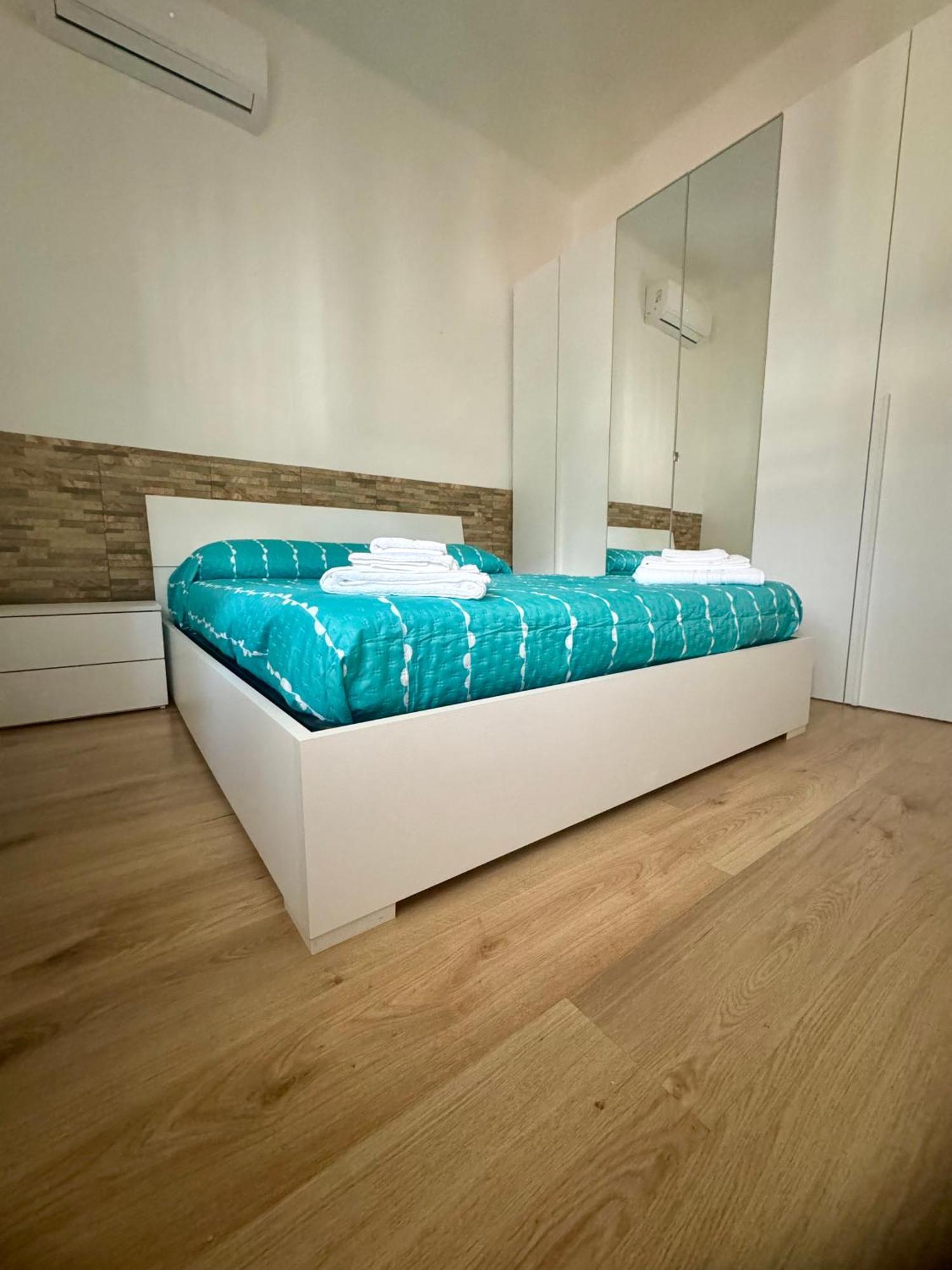 Апартаменти Zenzone House Ла-Спеція Екстер'єр фото